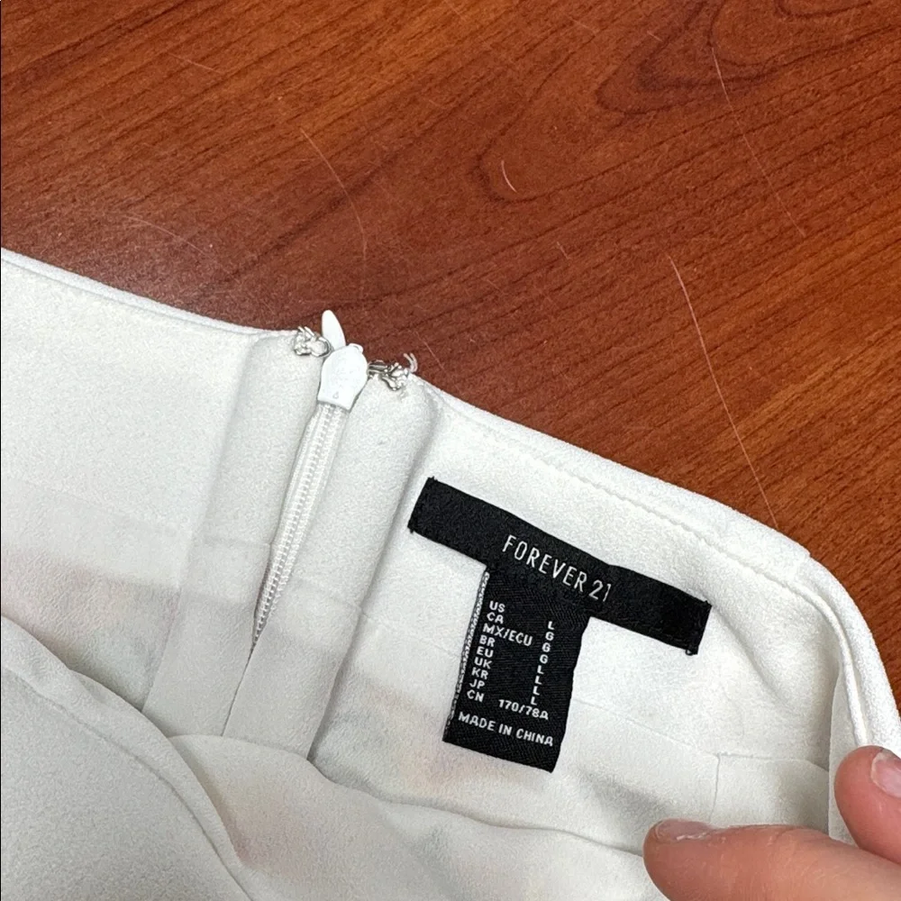 Forever 21 two piece embroidered skirt set M/L // 031219 - Picture 3 of 3